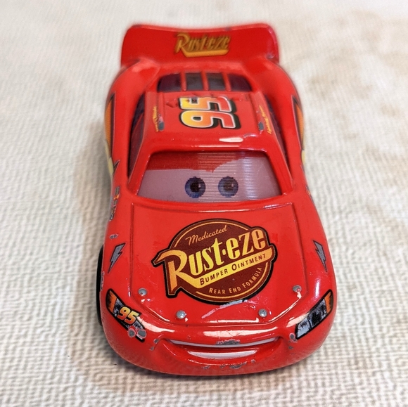 Disney Toys Disneys Cars Lightning Mcqueen Eyes Move Diecast Poshmark disney-toys-disneys-cars-lightning-mcqueen-eyes-move-diecast-poshmark